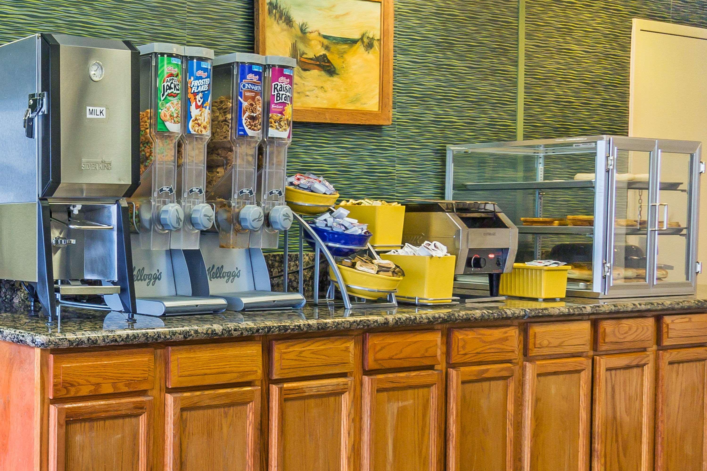 Days Inn By Wyndham Virginia Beach At The Beach Eksteriør bilde