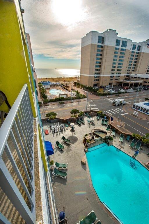 Days Inn By Wyndham Virginia Beach At The Beach Eksteriør bilde
