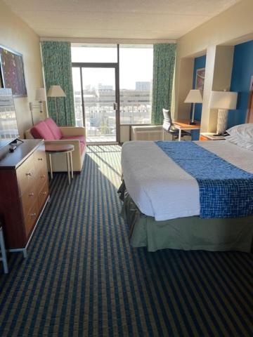 Days Inn By Wyndham Virginia Beach At The Beach Eksteriør bilde