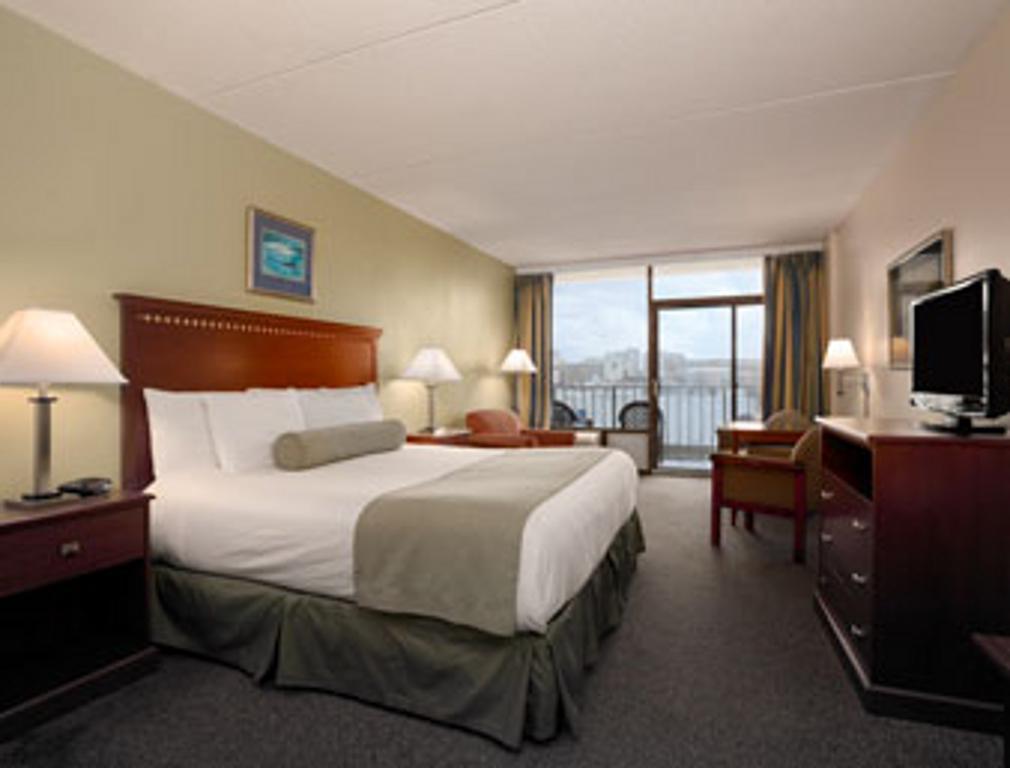 Days Inn By Wyndham Virginia Beach At The Beach Eksteriør bilde
